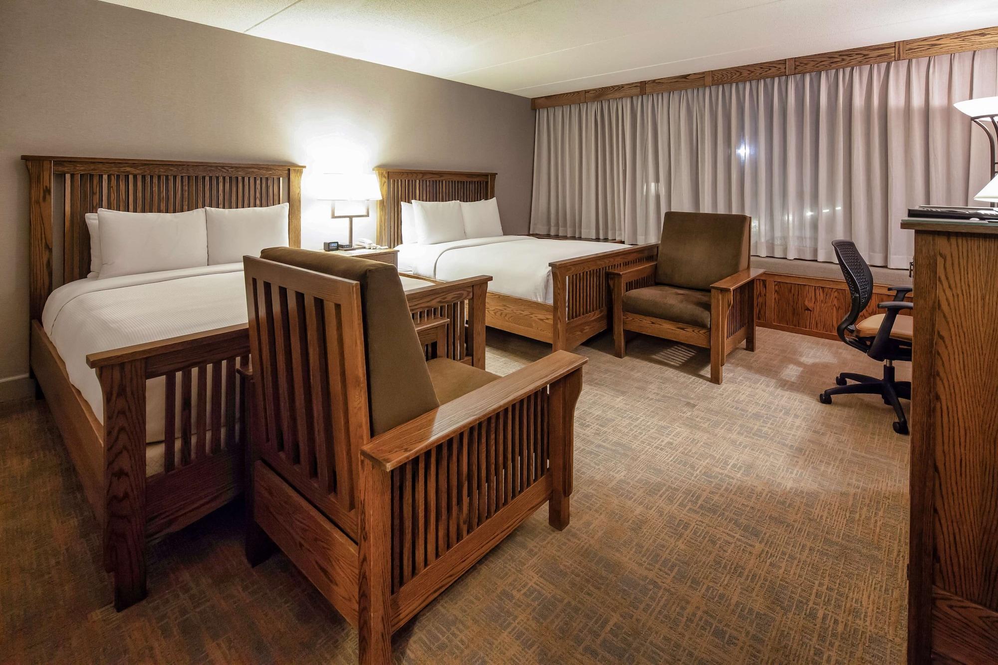 ดับเบิ้ลทรีบายฮิลตันโฮเต็ล ลิเบอร์ตี้วิลล์มันเดเลน Hotel Mundelein ภายนอก รูปภาพ