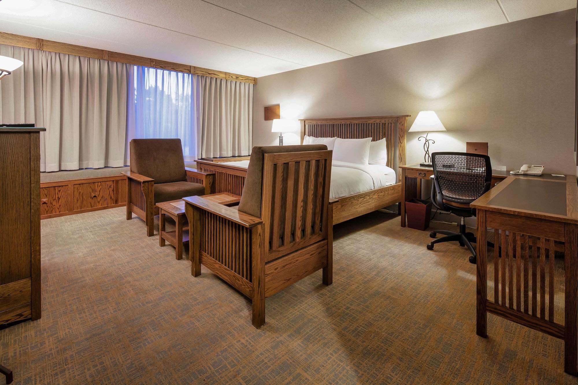 ดับเบิ้ลทรีบายฮิลตันโฮเต็ล ลิเบอร์ตี้วิลล์มันเดเลน Hotel Mundelein ภายนอก รูปภาพ
