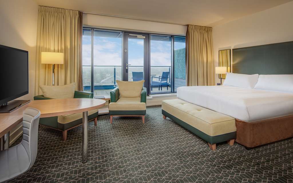 ดับเบิ้ลทรีบายฮิลตันโฮเต็ล ลิเบอร์ตี้วิลล์มันเดเลน Hotel Mundelein ห้อง รูปภาพ